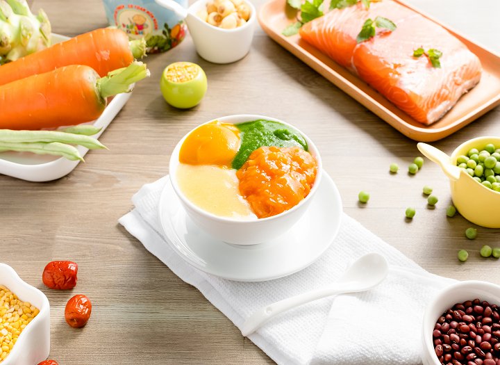 Bé mấy tháng được ăn cá hồi? Hướng dẫn độ tuổi và cách chế biến an toàn