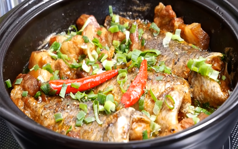 Những món ăn ngon từ cá rô đồng kho tộ