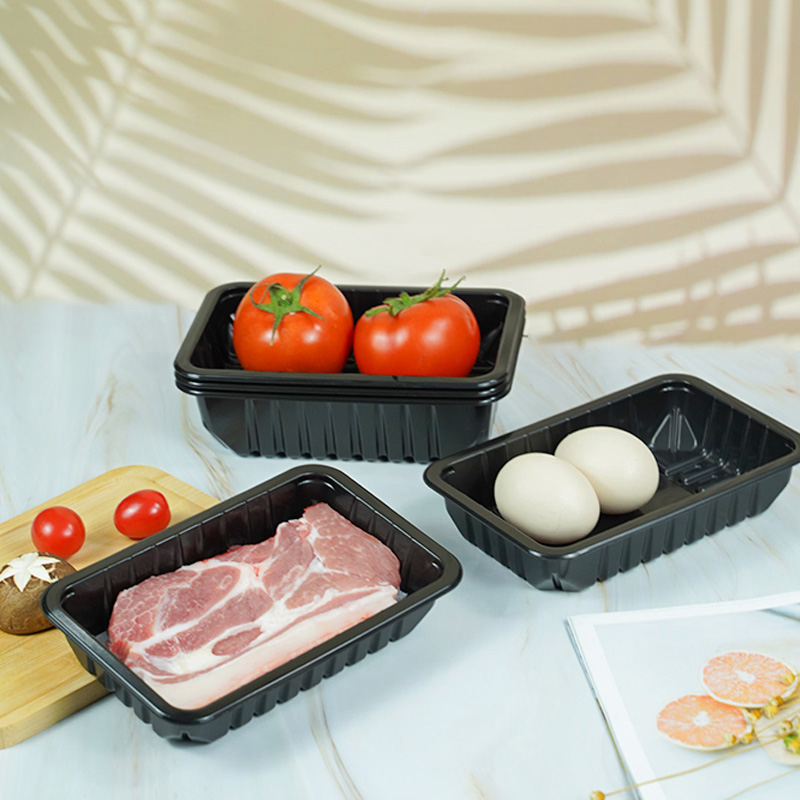 Nên chọn khay nhựa nào để đựng thịt tươi sống?