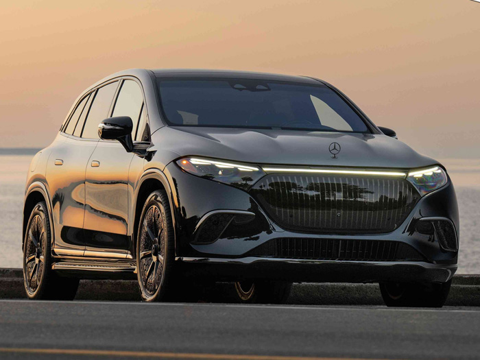 Maybach của hãng nào và có xe Maybach 9 chỗ không?