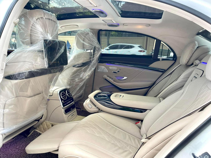 Nội thất xe Mec Maybach S600 và Mercedes S500 khác gì nhau?