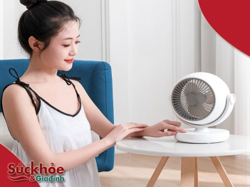 Cách sử dụng quạt tích điện mini cầm tay Xiaomi hiệu quả nhất