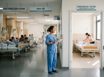 Nên chọn phòng bệnh dịch vụ hay phòng thường?